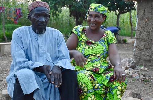 Dowayo fortuneteller / spiritual healer and his wife