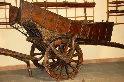 An old carriage in the Chitra Museum in Goa.