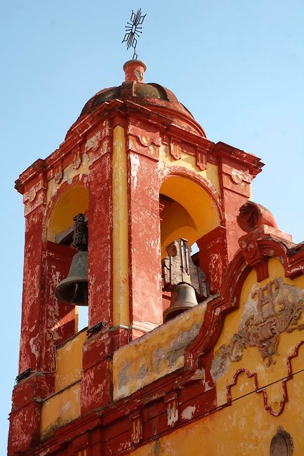 Church bells are rung at regular intervals in Guanajuato.