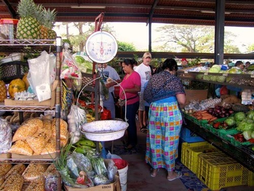 Slow food at a farmer’s market in Panama.