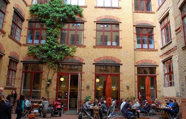A restaurant in a courtyard in Berlin.