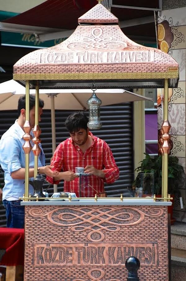 A typical coffee stall in Istanbul.
