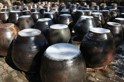 Kimchi jars covered with frost and stored in Suwon.