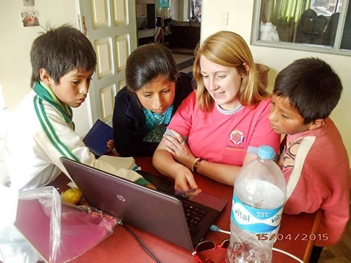 Teaching entralled children while with Biblioworks in Bolivia.