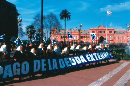 Mothers of the Disappeared Protest in Buenos Aires