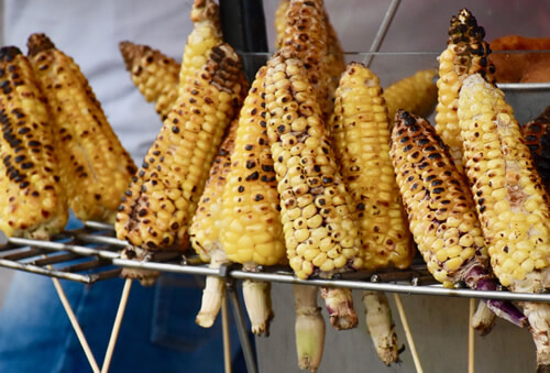 Roasted corn: National street food in Colombia