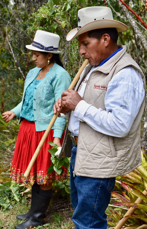 Cañari ritual in the sacred forest