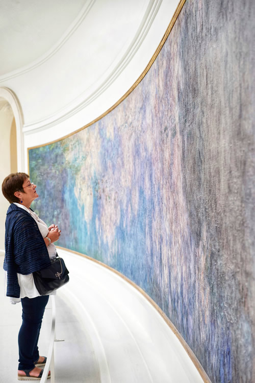 Claude Monet in the Musee de l'Orangerie