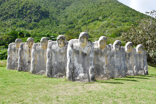 Memorial to slaves and sailors killed in 1830 during ship disaster