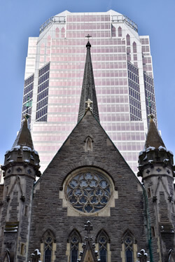 Montreal architecture juxtaposes the old with the new.