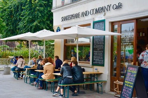 Shakespeare and company bookstore and cafe