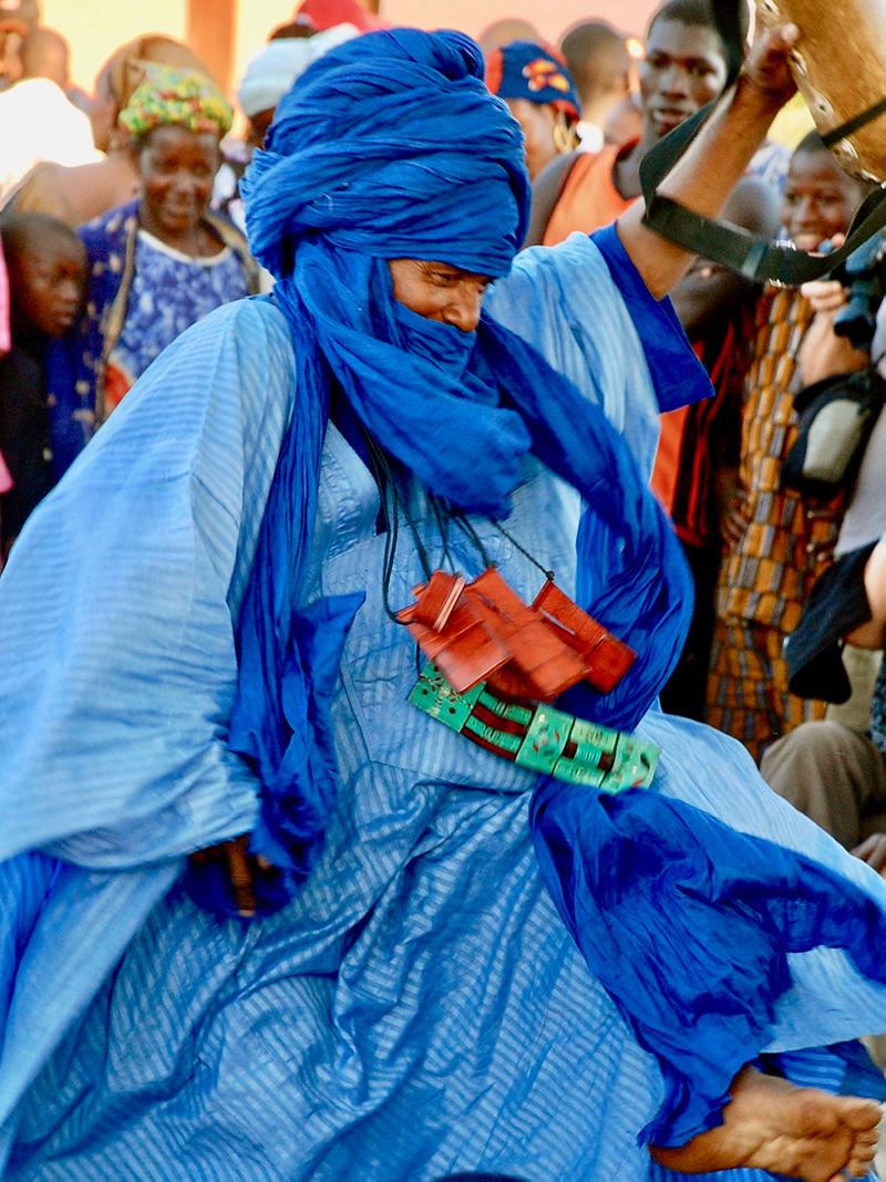 Dancer blue robe  in Mali