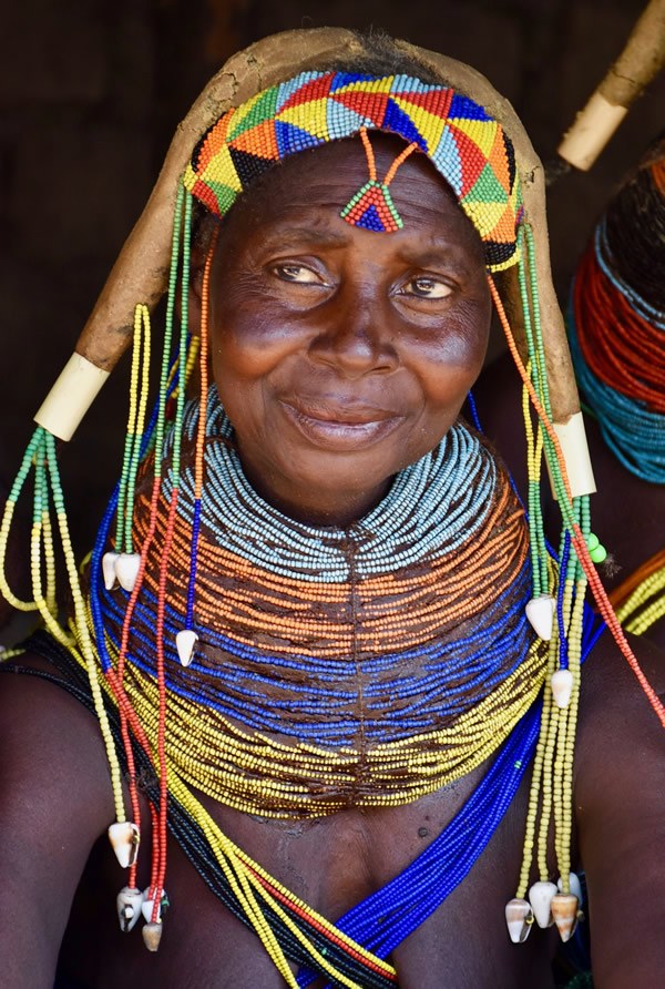 ANGOLA - MUCUBAL TRIBE WOMAN BRA MADE WITH ROPES - VIREI Mucubal