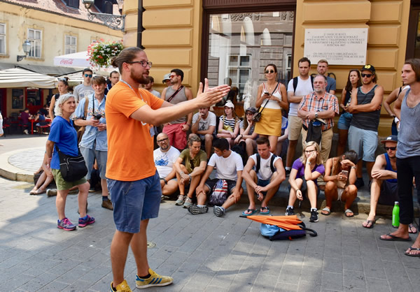 Luka, from Free Spirits Tour explaining the history of Gradec and Kaptol.