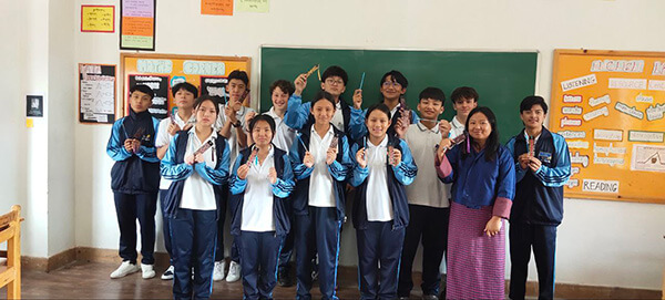 The welcoming Class 10 of ELC High School in uniform.