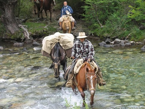 Horseback riding in Bariloche.
