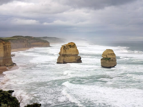 Travel in Australia see the Twelve apostles along the coast.