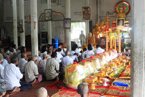Cambodian Buddhist prayer ceremony