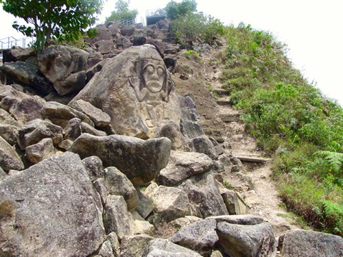 Carved rock face near San Agustin
