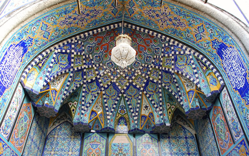 Mumbai's 'Blue Mosque,' the 'Mughal Masjid'