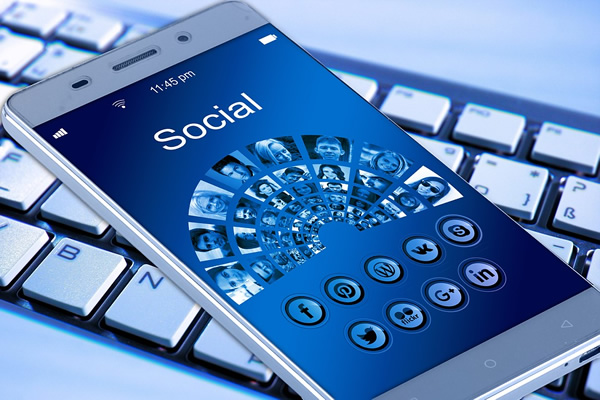 Social networking for international jobs
