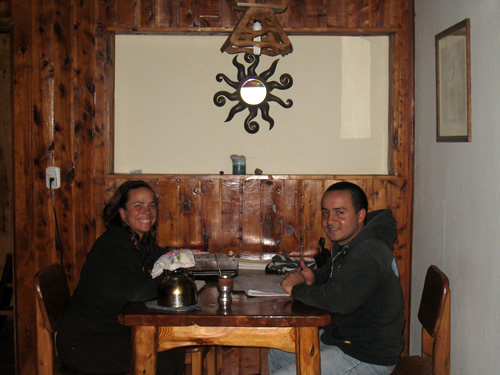 Shanie teaching Fabian English at his apartment in Buenos Aires.