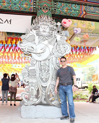 The author at the Jogyesa Temple in Seoul.