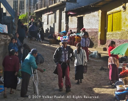 Volunteer with children in Guatemala