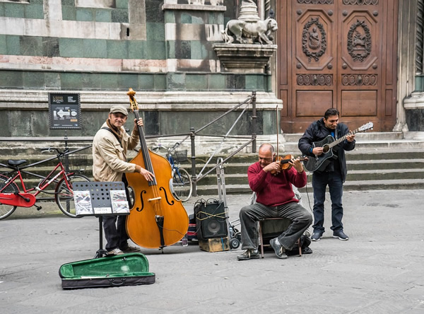 Busking in Italy