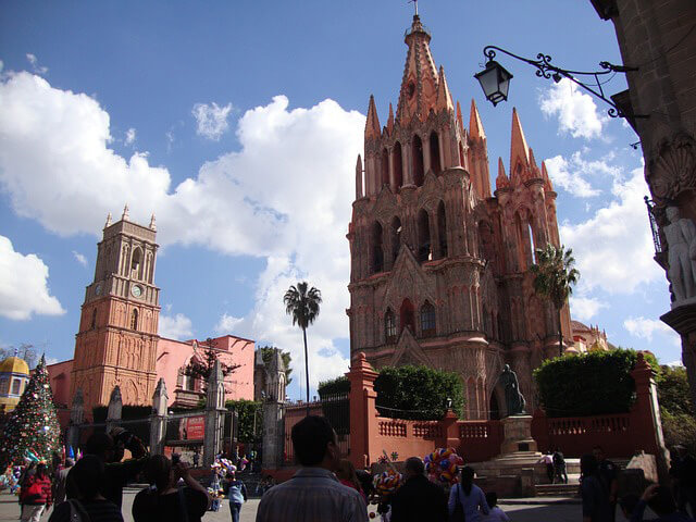 Retirement in Mexico: Cathedral in popular San Miguel de Allende.