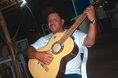 Chacala visitors may enjoy concerts at one of the local restaurants